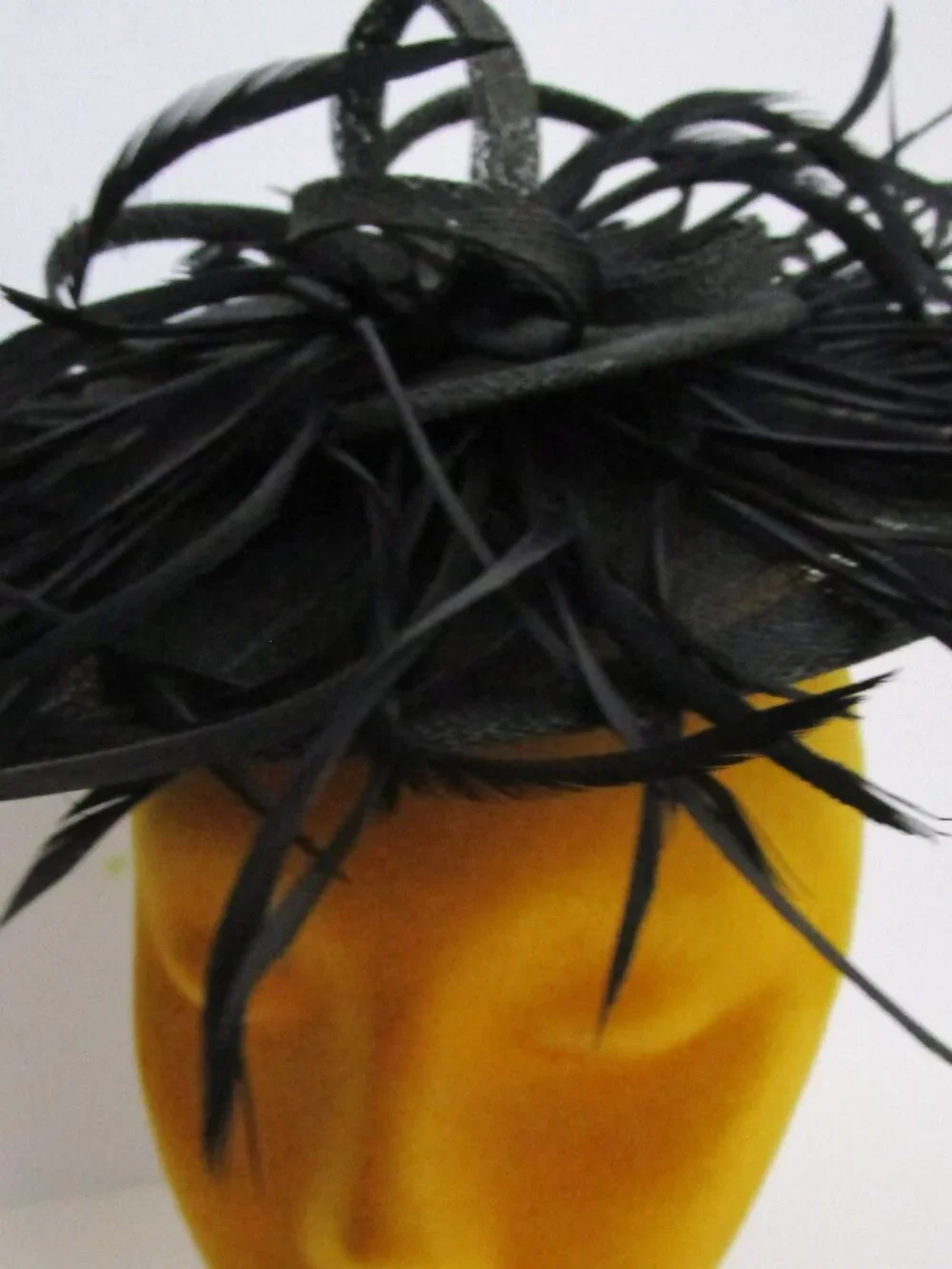 Whimsical Black Straw Platter Hat Dancing Feathers England